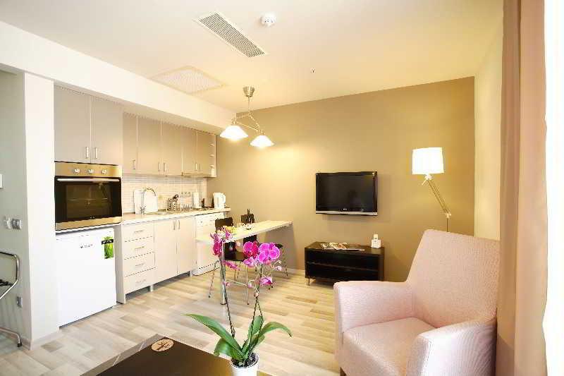 Home Stay Home Sisli Istanbul Exterior photo